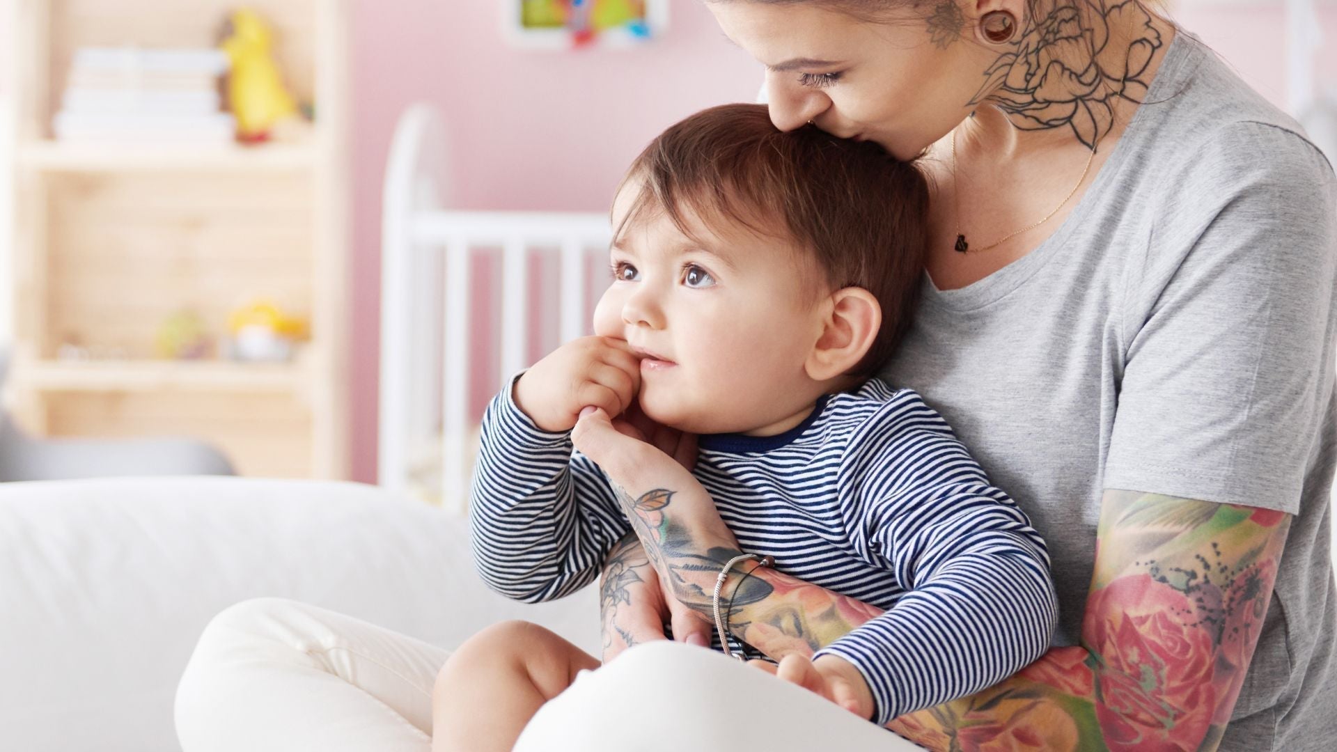 Tatuaże dla dzieci - jak bawić się bezpiecznie? Poradnik dla rodzica