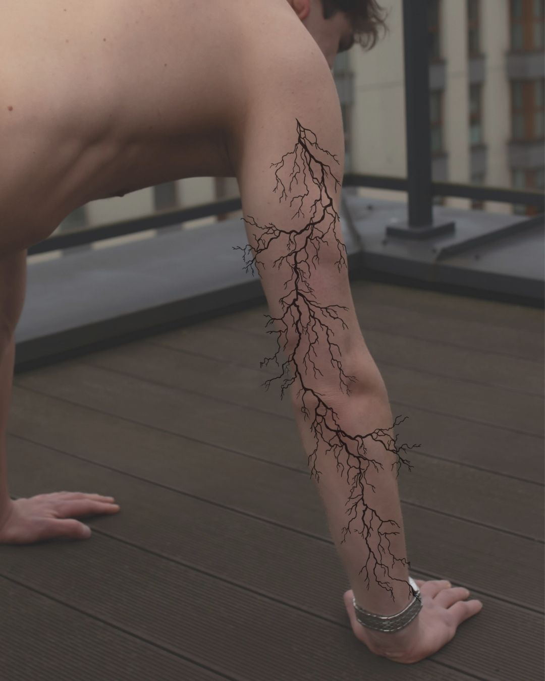 Pieruńsko duży piorun - Tatuaż tymczasowy Jagua 45x15