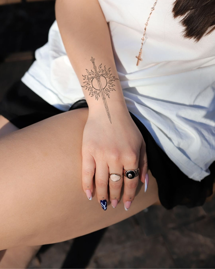 Dziabnięte słońce - Tatuaż tymczasowy Jagua 12x8